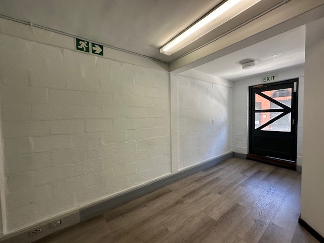 To Let Commercial Property for Rent in Observatory Western Cape